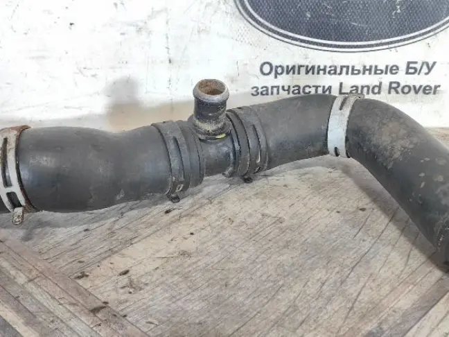Патрубок радиатора  Range Rover Spor L320 4.4