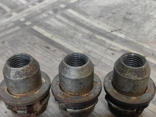 Секретка на колеса комплект Range Rover L322 L320