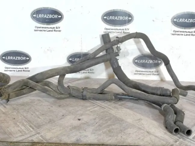 Патрубок системы охлаждения DISCOVERY 3 L319 2.7