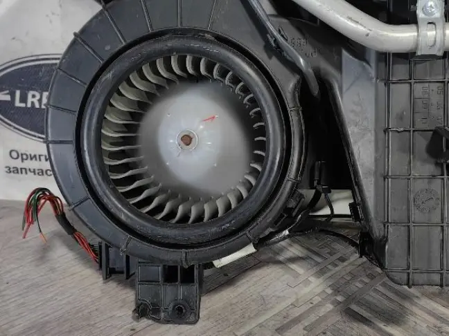 Корпус печки задний DISCOVERY 3 L319 2.7