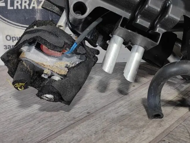 Корпус печки задний DISCOVERY 3 L319 2.7