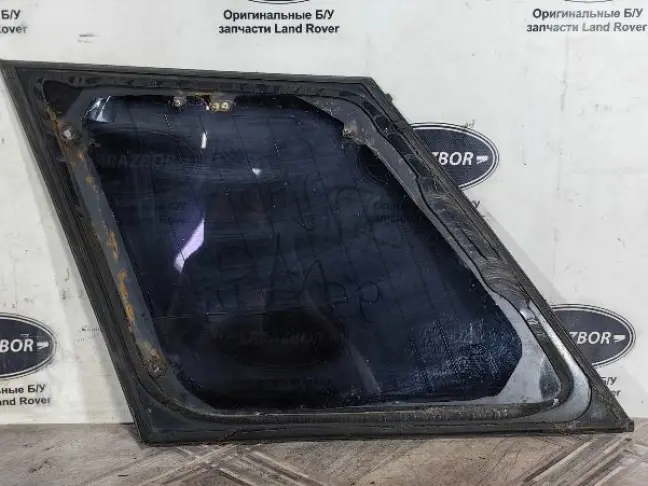 Стекло кузовное глухое правое Land Rover Sport 320
