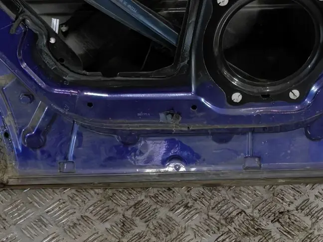 Дверь задняя левая Range Rover L322 2002-2012