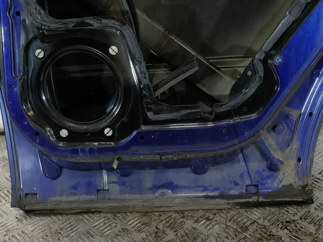 Дверь задняя правая Range Rover L322 2002-2012