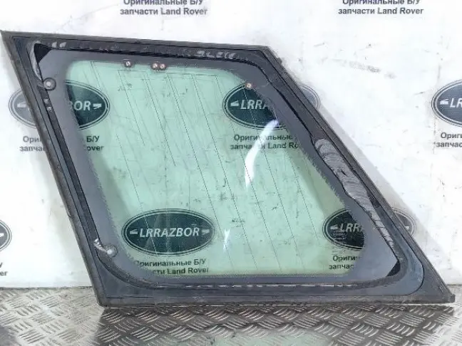 Стекло кузовное глухое правое Land Rover Sport 320