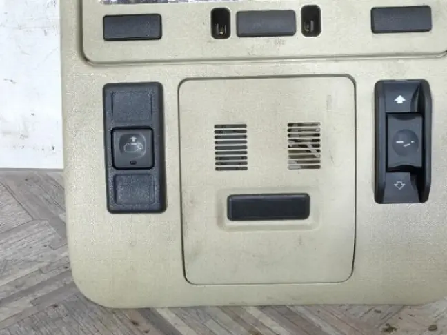 Плафон подсветки передний Range Rover L322 02-12