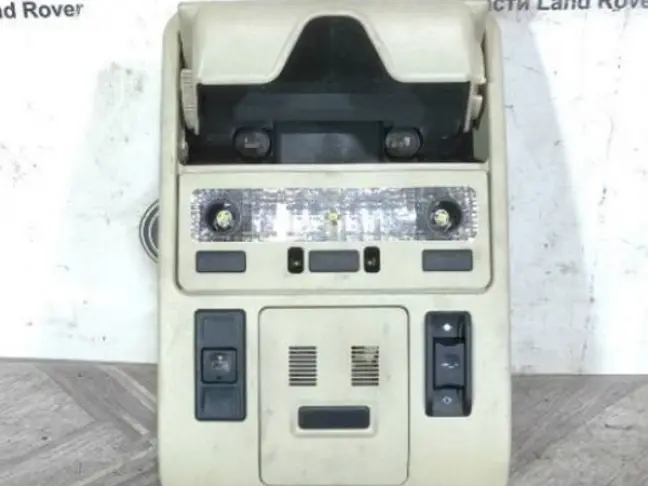 Плафон подсветки передний Range Rover L322 02-12