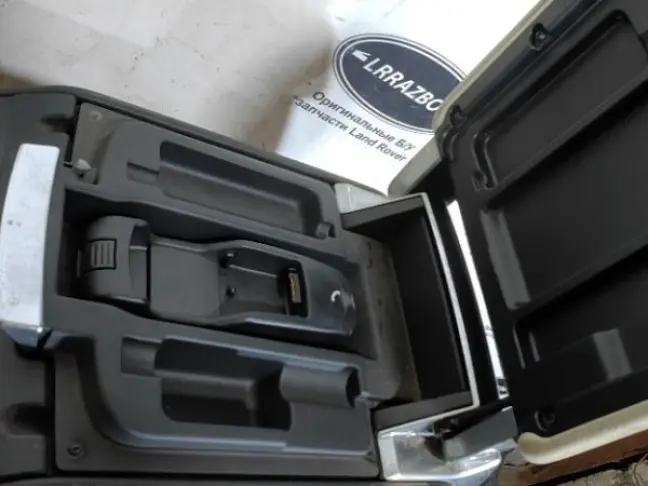 Консоль подлокотник Range Rover 3 L322 07-12