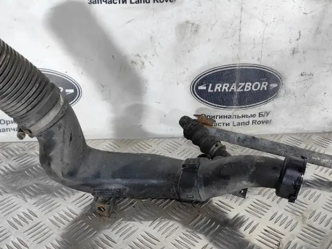 Патрубок воздушный правый Range Rover 3 L322 3.6