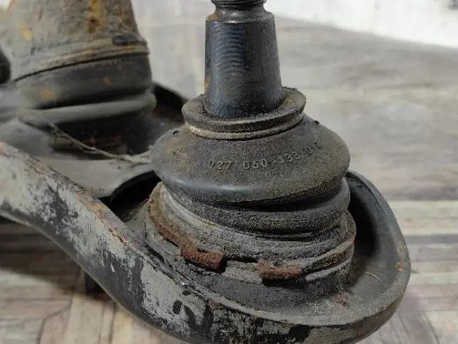 Рычаг передний верхний правый DISCOVERY 3/4 L319