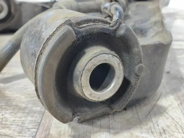 Рычаг передний верхний левый DISCOVERY 3/4 L319