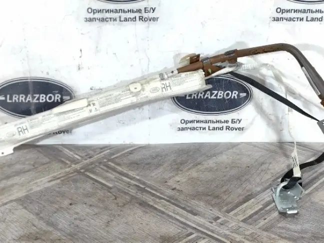 Шторка безопасности правая Discovery 3/4 L319