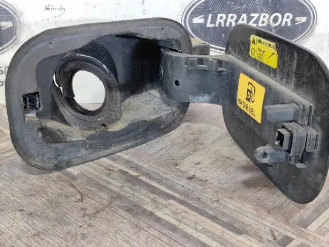 Лючок бензобака Land Rover DISCOVERY 3/4 L319