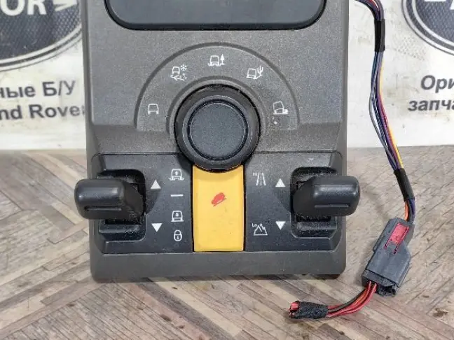 Панель управления Терэйн респонс DISCOVERY 3 L319
