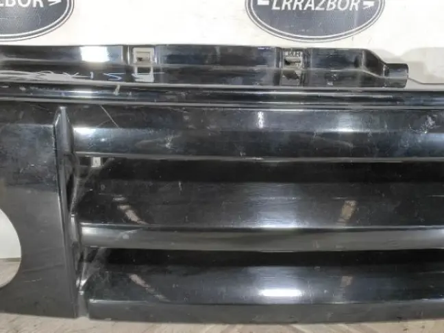 Решетка радиатора Land Rover DISCOVERY 3 L319