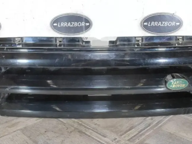 Решетка радиатора Land Rover DISCOVERY 3 L319