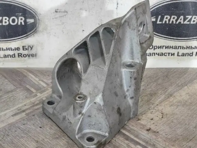 Кронштейн опора ДВС левая Range Rover 4 L405 4.4