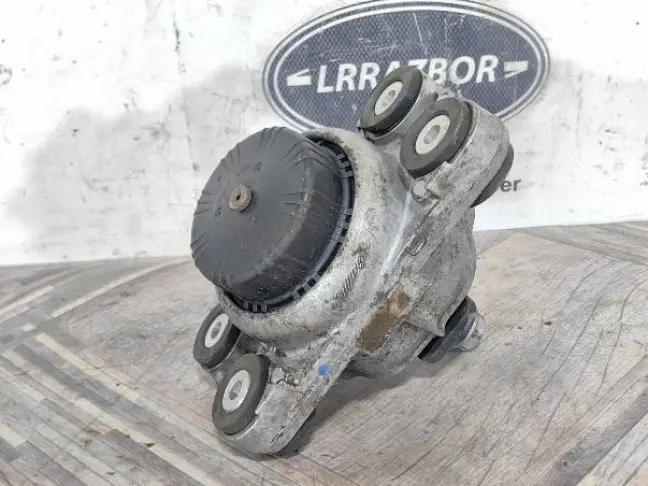 Опора подушка ДВС правая Range Rover 4 L405 4.4