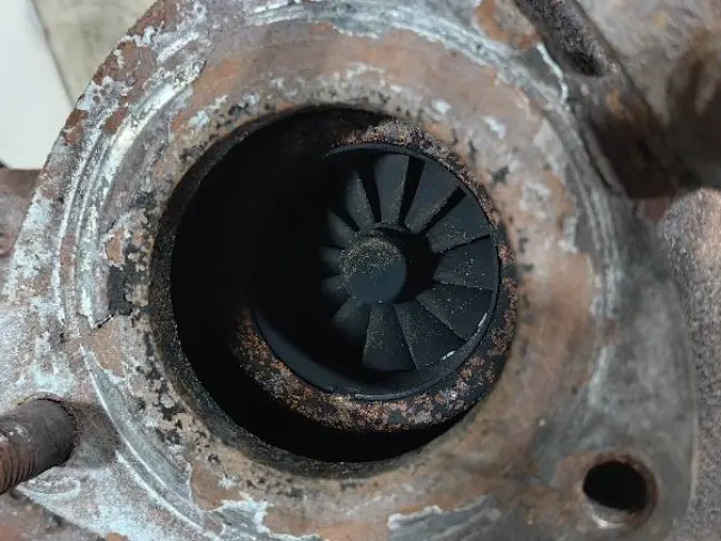 Турбокомпрессор Land Rover DISCOVERY 3 L319 2.7