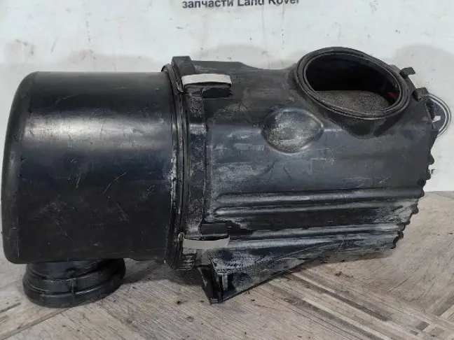 Корпус воздушного фильтра Range Rover 3 L322 M62