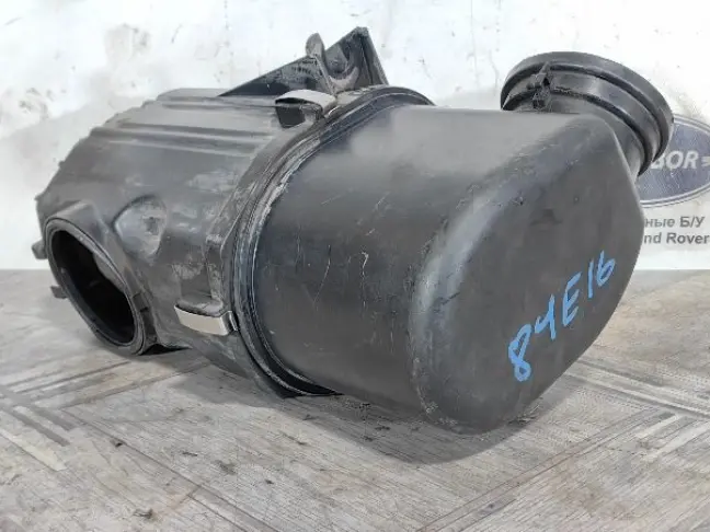 Корпус воздушного фильтра Range Rover 3 L322 M62