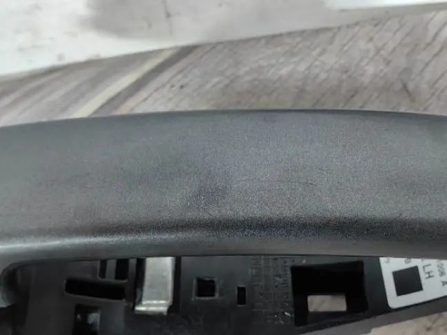 Ручка двери задняя левая Land Rover Discovery L319