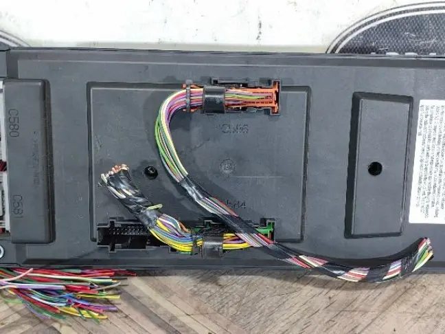 Блок предохранителей салонный DISCOVERY 4 L319 3.0