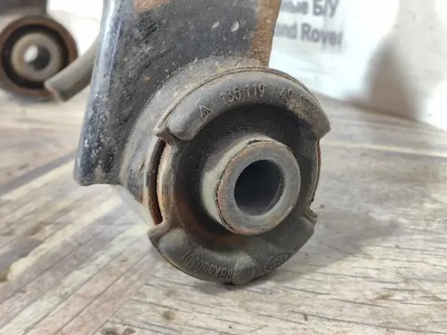 Рычаг передний верхний правый DISCOVERY 3/4 L319