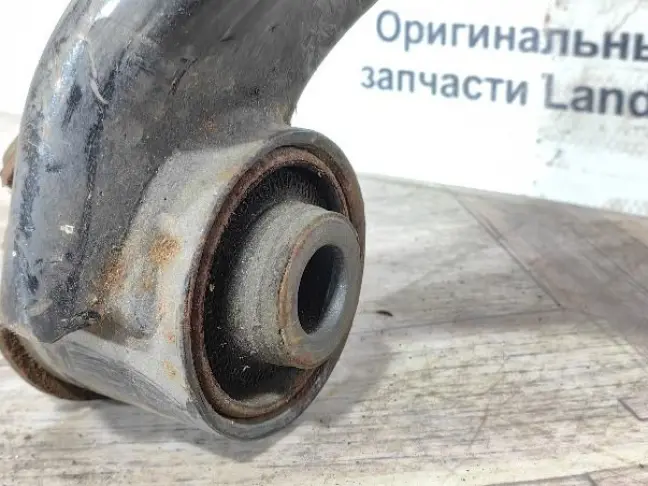 Рычаг передний верхний правый DISCOVERY 3/4 L319