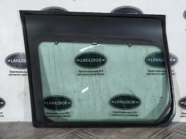 Стекло кузовное глухое правое DISCOVERY 3/4 L319