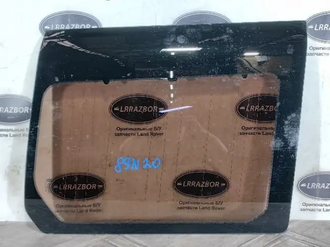 Стекло кузовное глухое правое DISCOVERY 3/4 L319