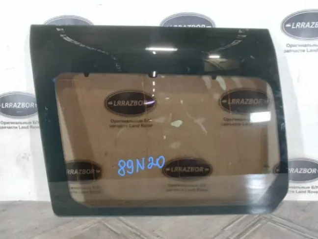 Стекло кузовное глухое левое DISCOVERY 3/4 L319