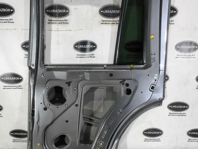 Дверь задняя правая DISCOVERY 3/4 L319  2005-2015
