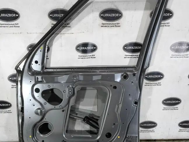 Дверь передняя правая DISCOVERY 3/4 L319 05-14
