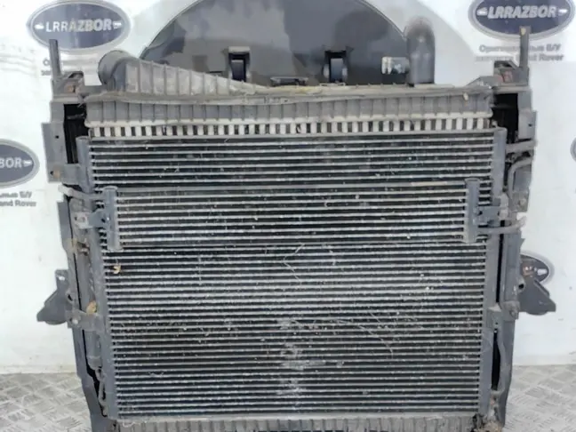 Кассета радиаторов в сборе DISCOVERY 4 L319 09-14