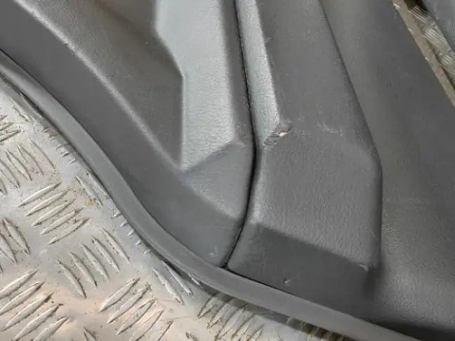 Дверные карты комплект DISCOVERY 3 L319 05-09