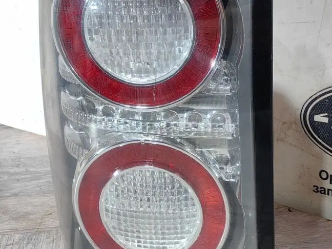 Фонарь задний левый Range Rover L322 09-12