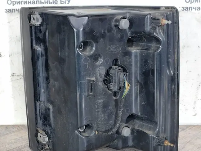 Фонарь задний левый Range Rover L322 09-12