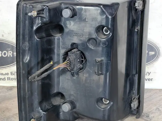 Фонарь задний правый Range Rover L322 2009-2012