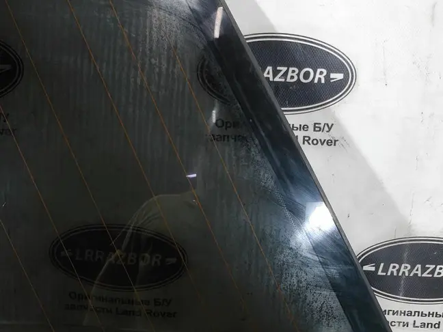 Стекло кузовное глухое левое Range Rover L322