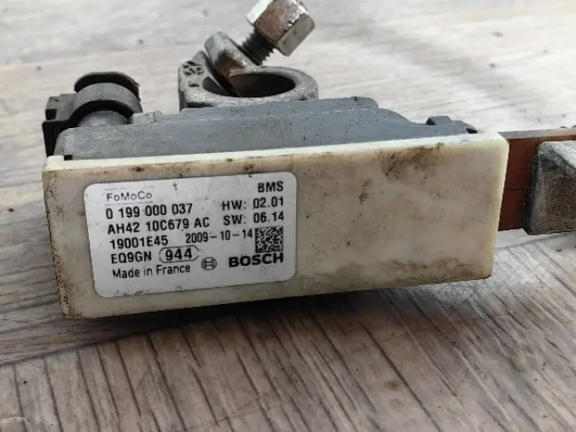 Клемма аккумулятора минус Land Rover L322 09-12