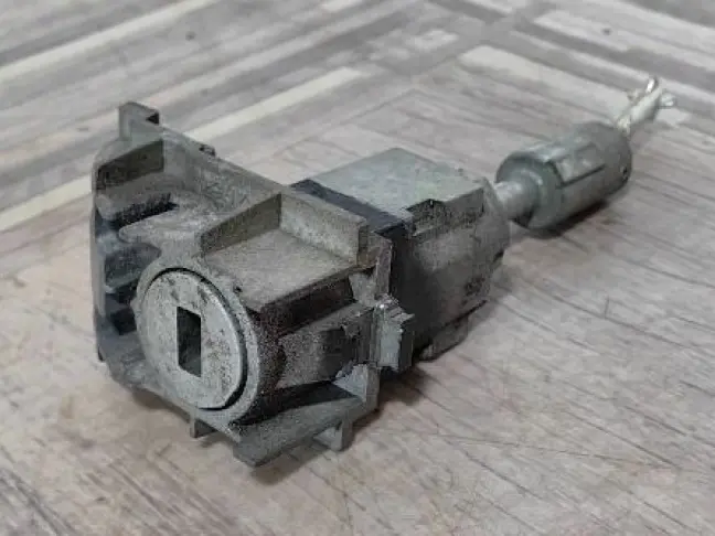 Ключ с личинкой в дверь Range Rover L322 09-12