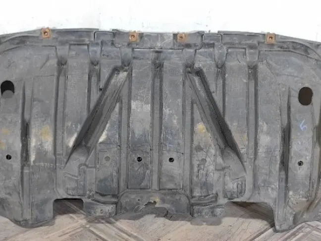 Защита пыльник радиатора Range Rover L322 02-12