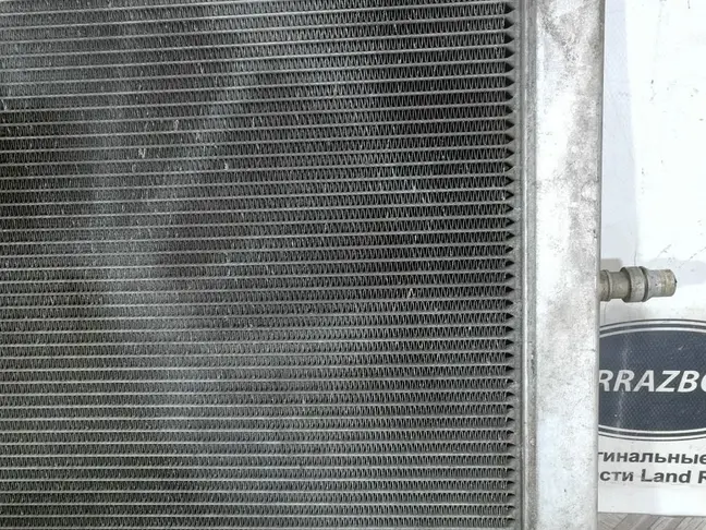 Радиатор дополнительный Range Rover 3 L322 5.0