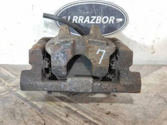 Суппорт задний левый Range Rover L322 5.0 4.4