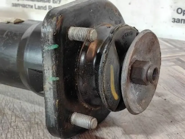 Амортизатор задний правый Range Rover L322 09-12