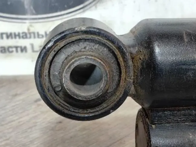 Амортизатор задний правый Range Rover L322 09-12