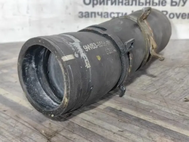 Патрубок Land Rover Range Rover 3 L322 5.0