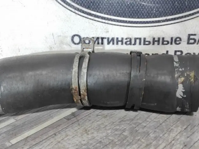 Патрубок Land Rover Range Rover 3 L322 5.0