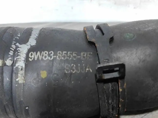 Патрубок Land Rover Range Rover 3 L322 5.0